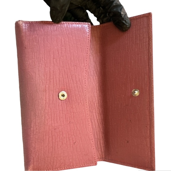 Authentic Gucci Pink/ Mauve Double Interlocking G Studs  Long Wallet - Picture 7 of 13